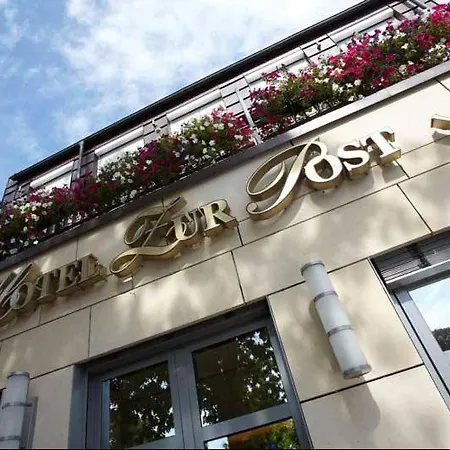 Hotel Zur Post 3*
