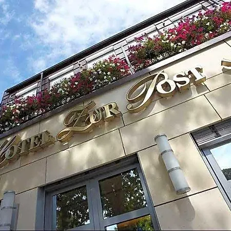 Hotel Zur Post 3*