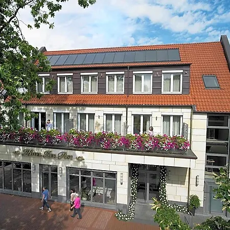 Zur Post Hotel 3*